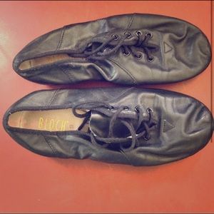Bloch Girls Black Jazz Shoes Hardly Used